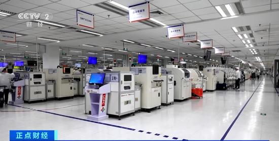 求職季來(lái)了!應(yīng)屆畢業(yè)生偏愛(ài)哪些行業(yè)?前三名出爐